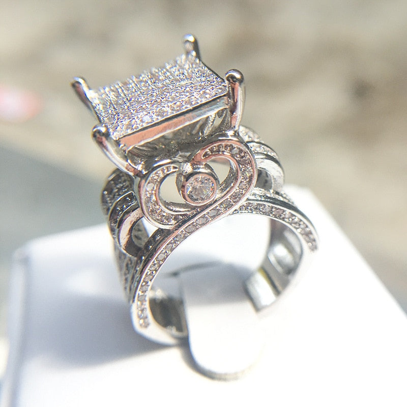 Serena Crystal Ring